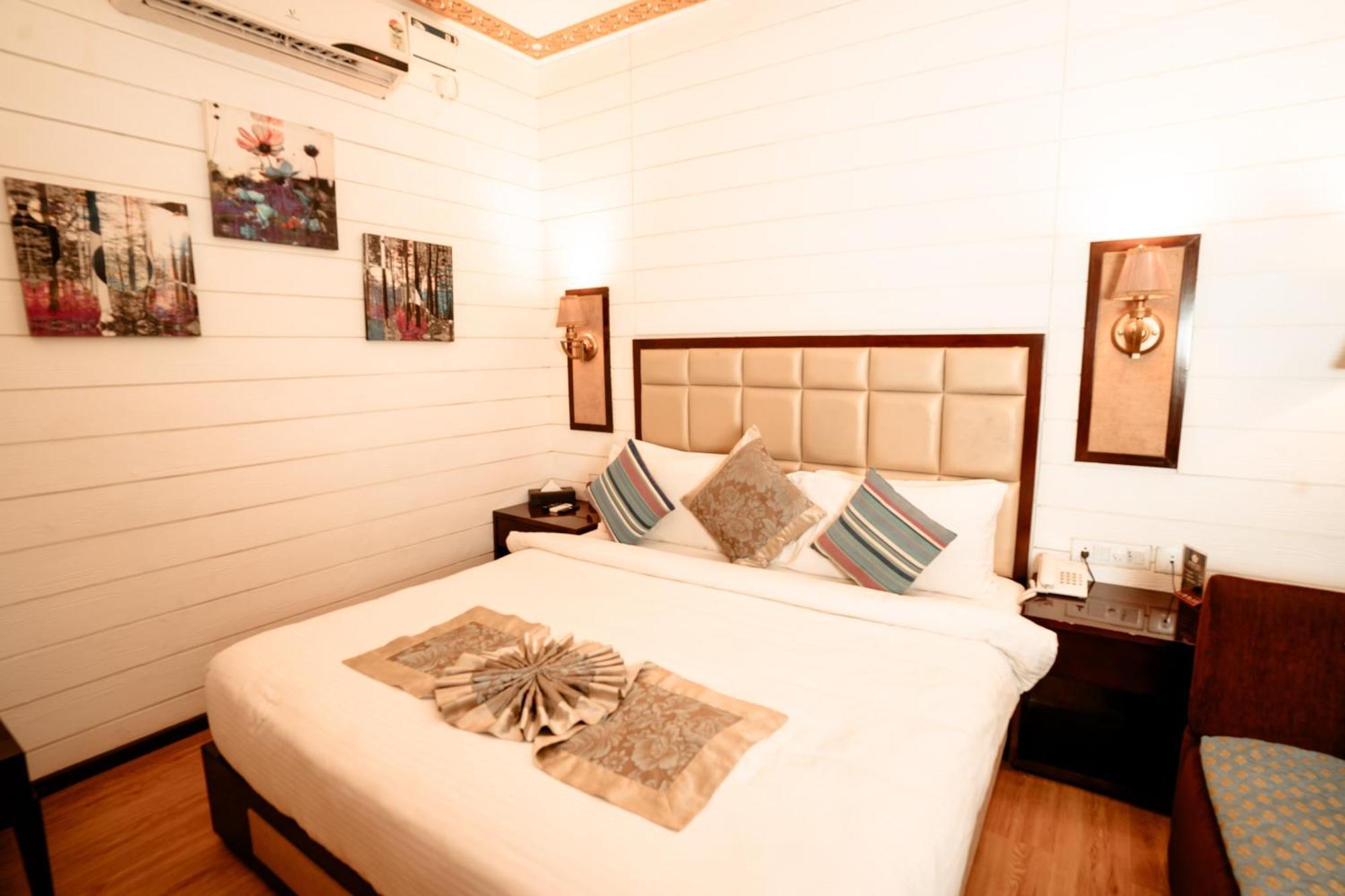 Sinon Baga Retreat Hotel Kültér fotó
